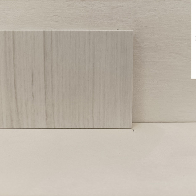 Плінтус підлоговий МДФ 1280 SOKRA AKCA (KOD 4105) фото